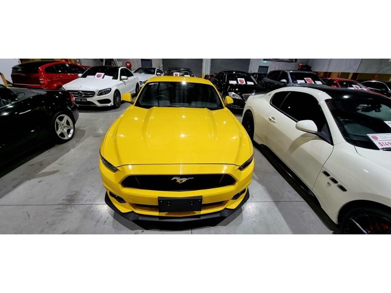 ford mustang 891328 007