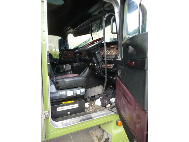 kenworth k200 891470 006