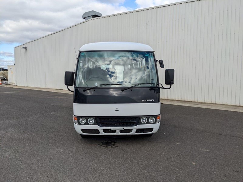 mitsubishi deluxe automatic wheelchair bus 891823 005