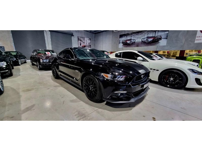 ford mustang 891859 003