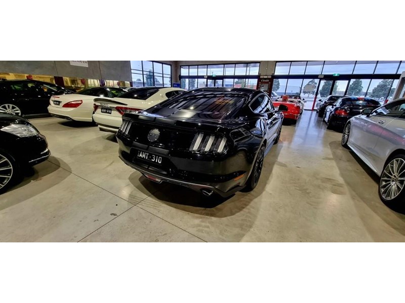 ford mustang 891859 011