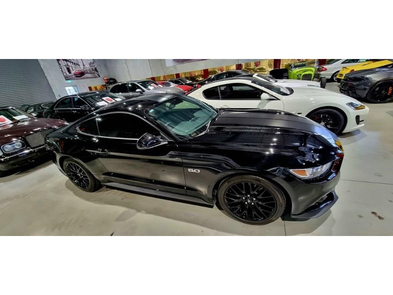ford mustang 891859 007