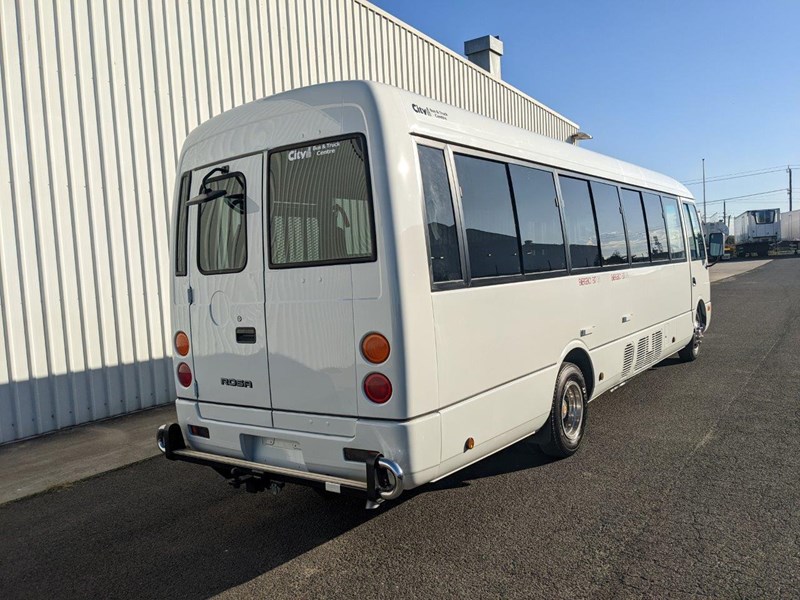 mitsubishi rosa 19 seater wheelchair bus 856858 015