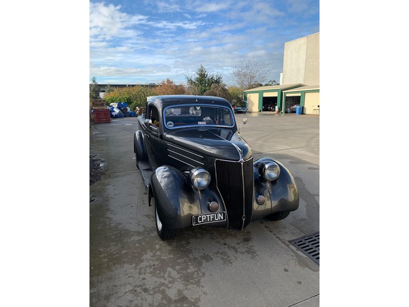 ford hot rod 892681 002