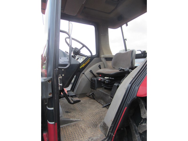 case ih 495 tractor 880195 004