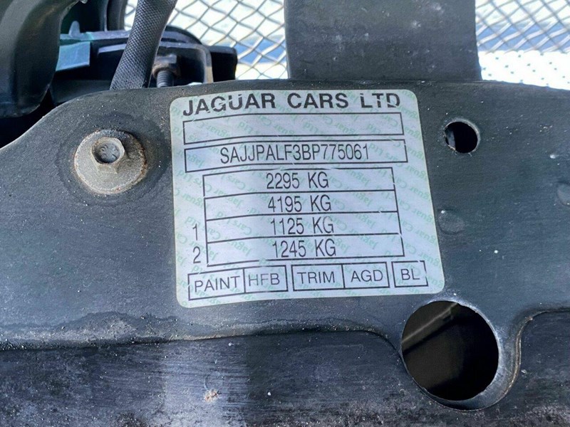 jaguar xjr 894710 011