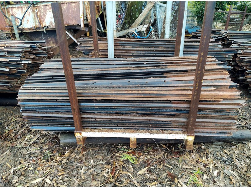 FENCE DROPPERS 6' STAR DROPPERS (20,000 IN STOCK) for sale