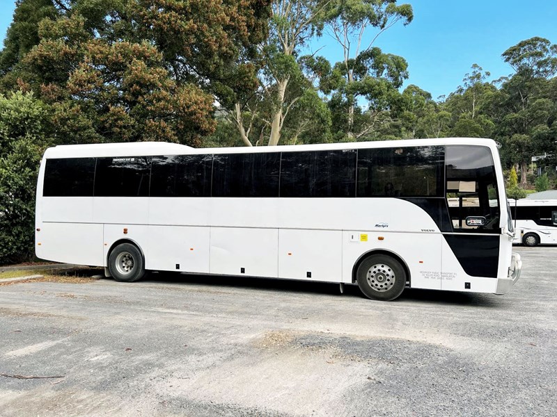 volvo b7r coach, 1999 model 900142 001