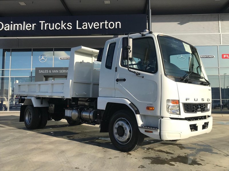 fuso fighter 892178 001