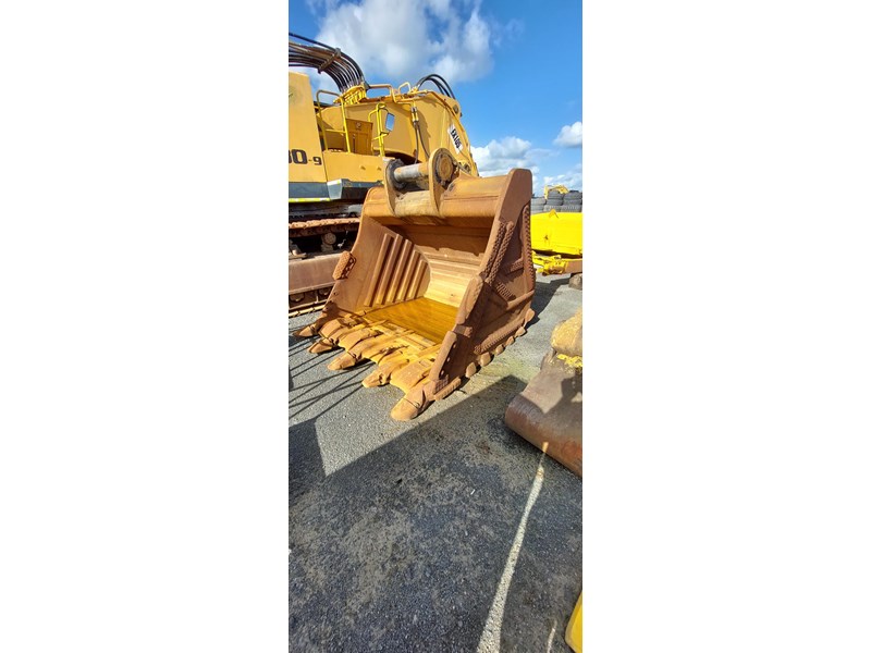Hyundai r1200 9