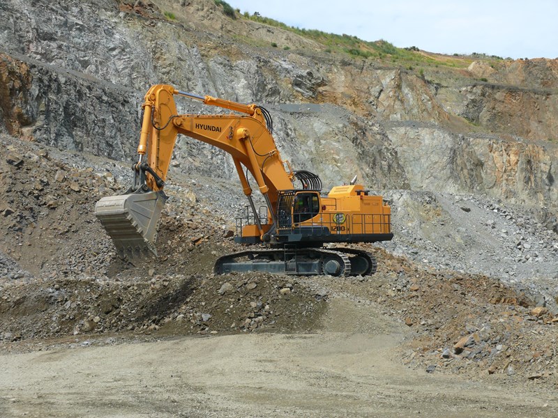Hyundai r1200 9