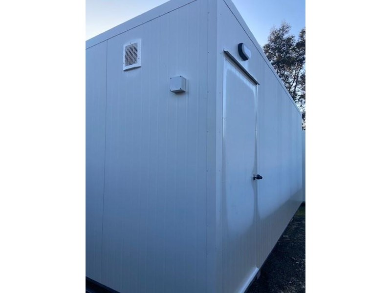 AUZBILT 6M X 3M FEMALE TOILET BLOCK for sale