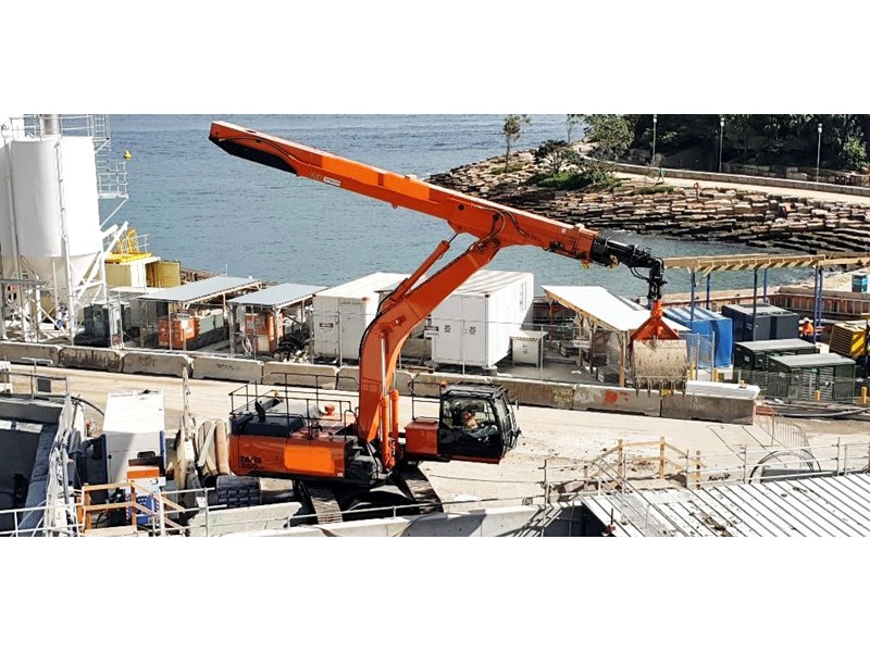 2018 HITACHI ZX350 TELESCOPIC CLAMSHELL EXCAVATOR for sale