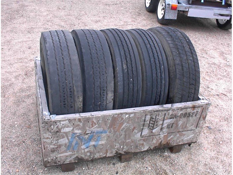 tyres mixed 215/75r 17.5 919643 005