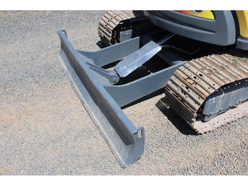 2017 YANMAR VIO556B for sale