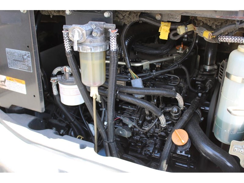 2017 YANMAR VIO556B for sale