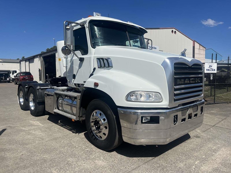 2013 MACK GRANITE for sale