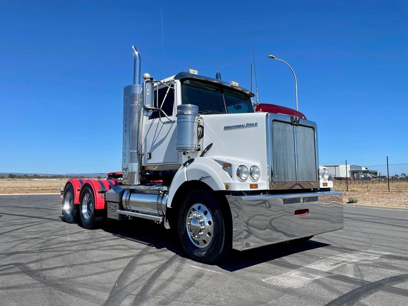 2013 WESTERN STAR 4800 for sale