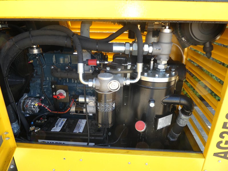 bruder ag250 skid mounted compressor 930225 006
