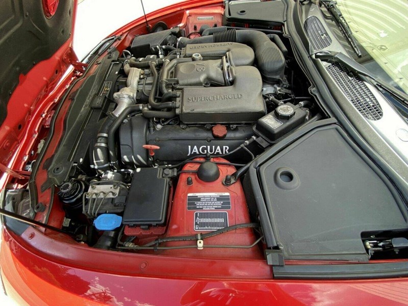 jaguar xkr 884387 016