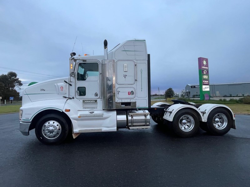 2008 KENWORTH T608 for sale