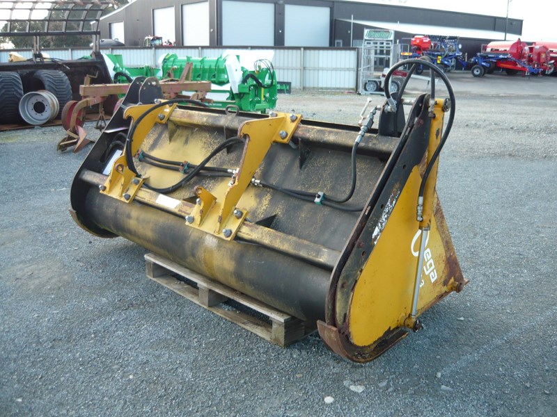 EMILY AUGER BUCKET for sale