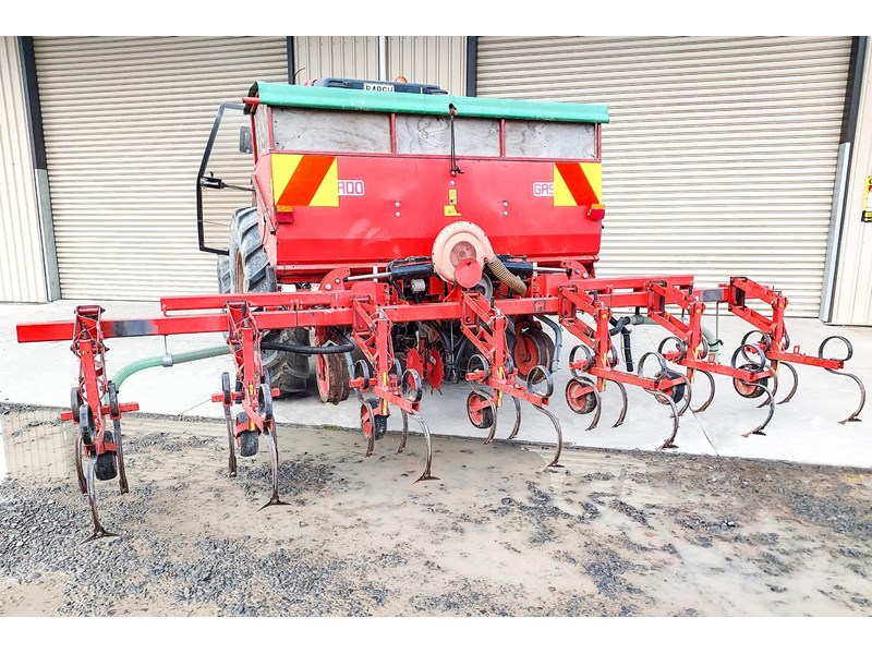 gaspardo 6 row interrow cultivator fertiliser applicator 953070 001