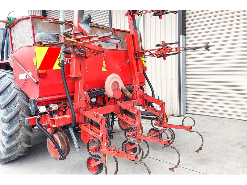 gaspardo 6 row interrow cultivator fertiliser applicator 953070 002