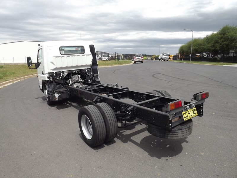 mitsubishi canter 815 956289 017