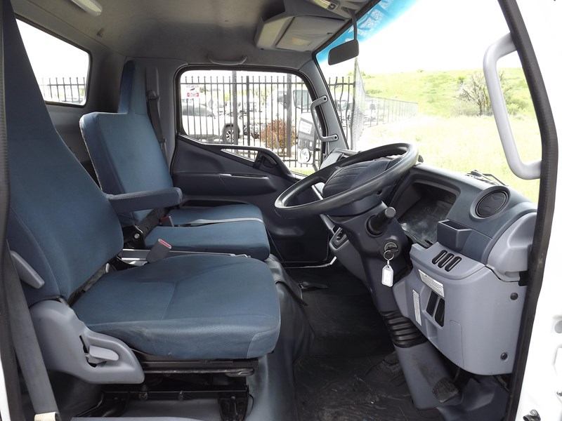 mitsubishi canter 815 956289 019