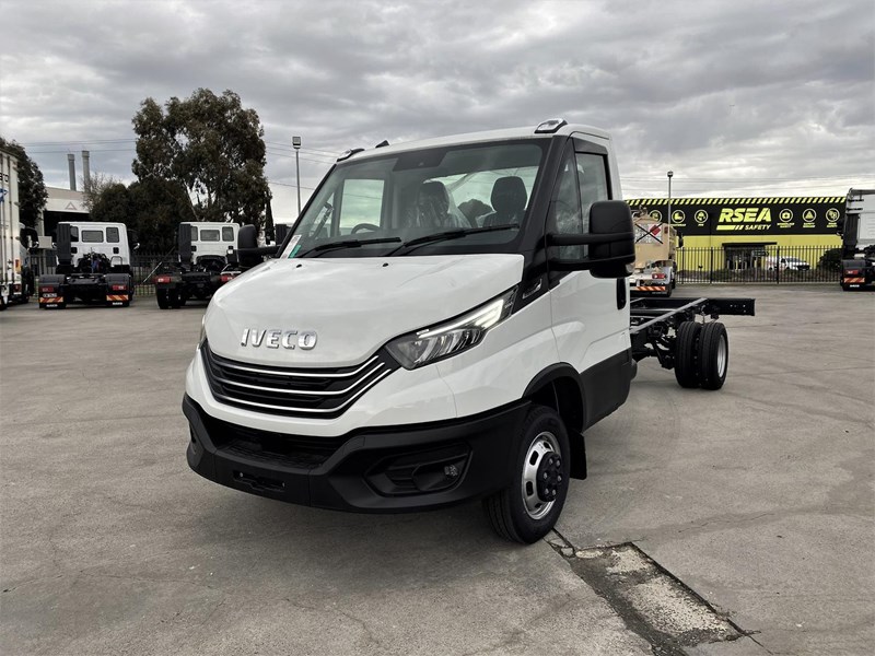iveco daily 942918 001