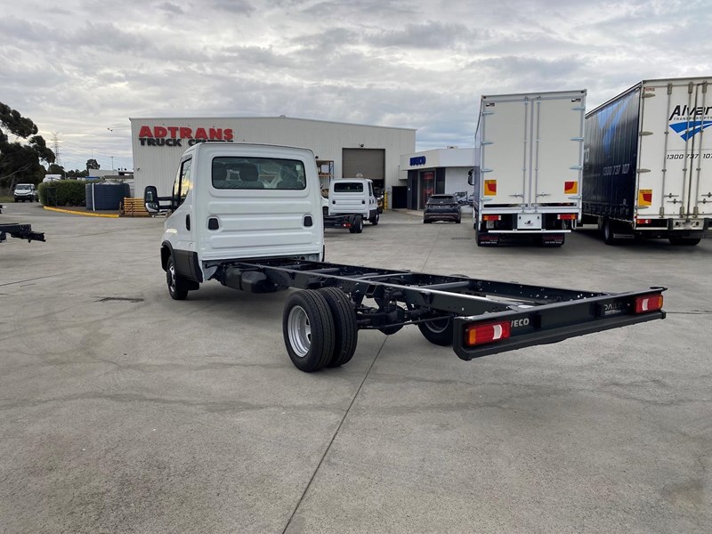 iveco daily 942918 003