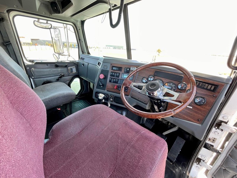 western star 4800 fx 957643 014