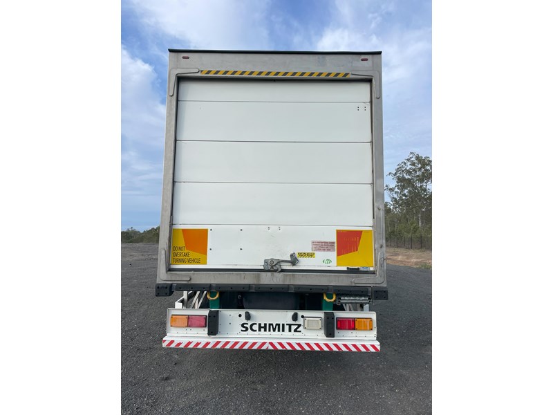 schmitz bogie 45ft fridge van 958813 003