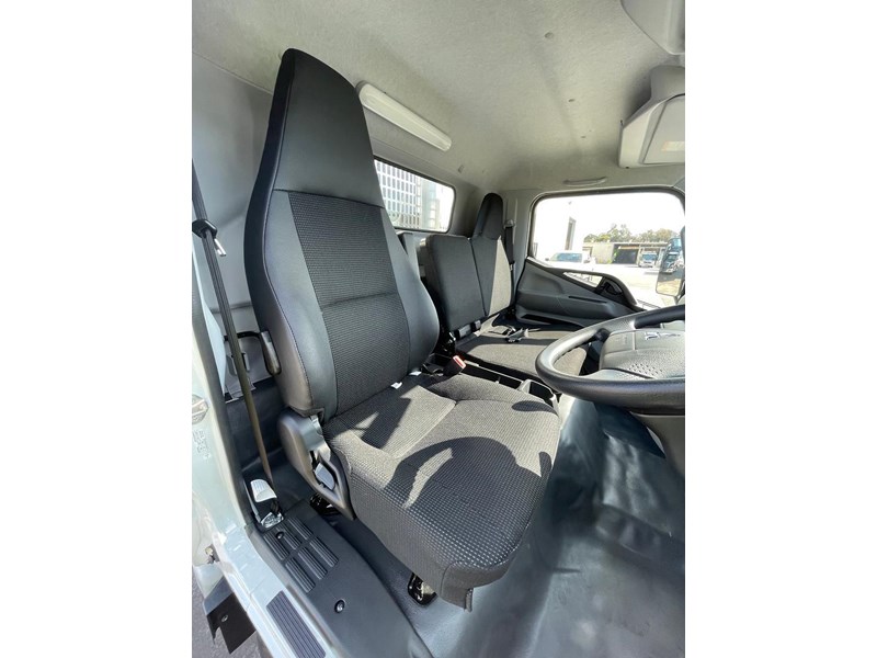 fuso canter 951165 012