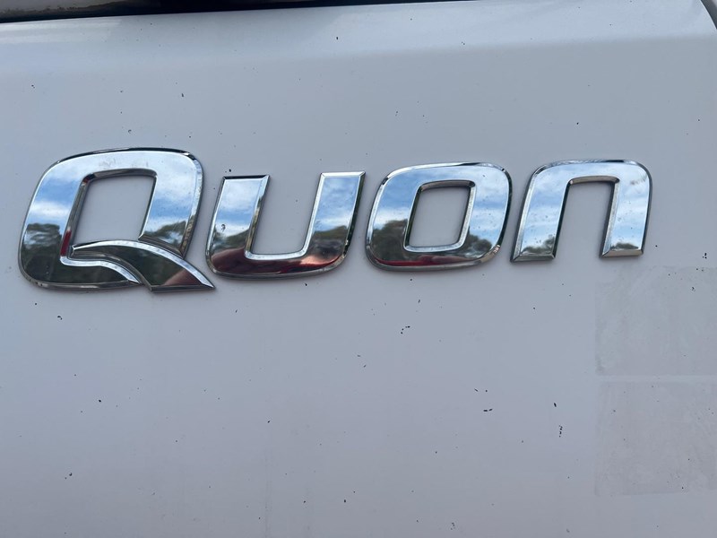 ud quon 950952 019