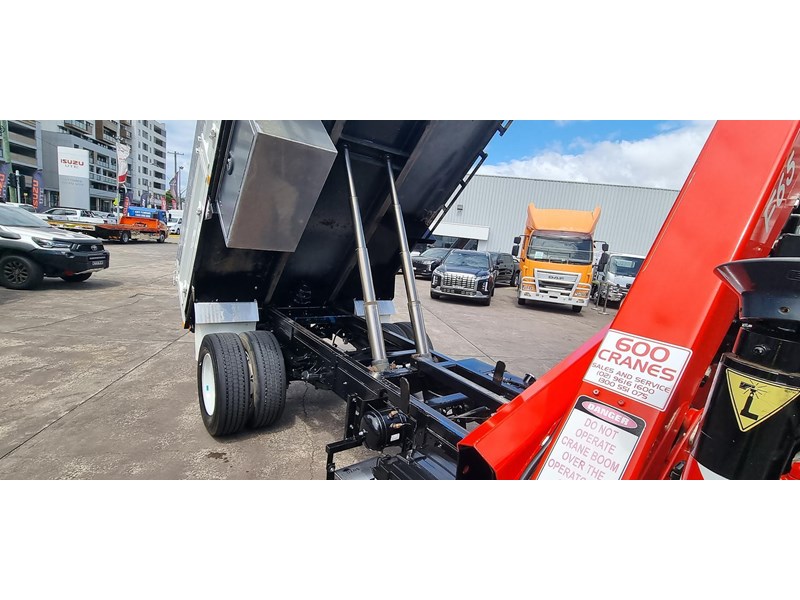 isuzu f series 956705 024