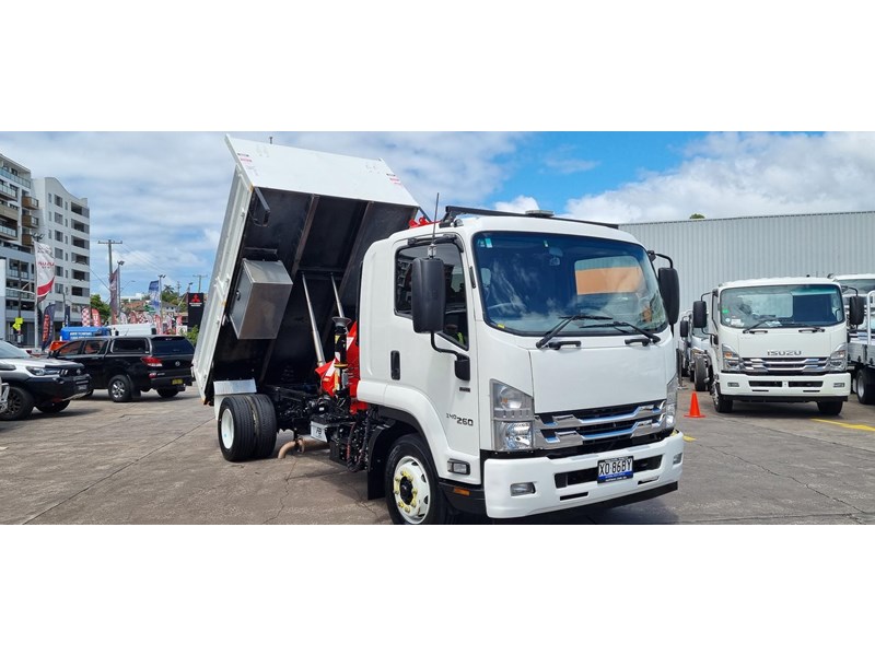isuzu f series 956705 019