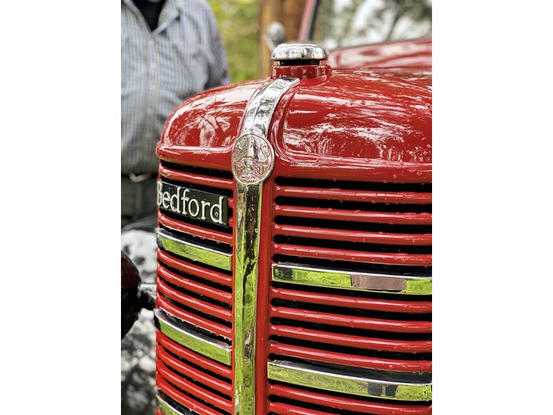 bedford truck 966747 004