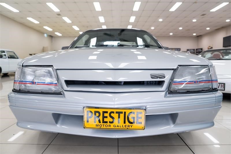 holden commodore ss 966919 003
