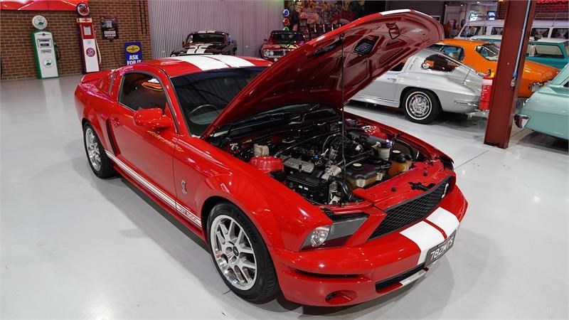 ford mustang 969864 004