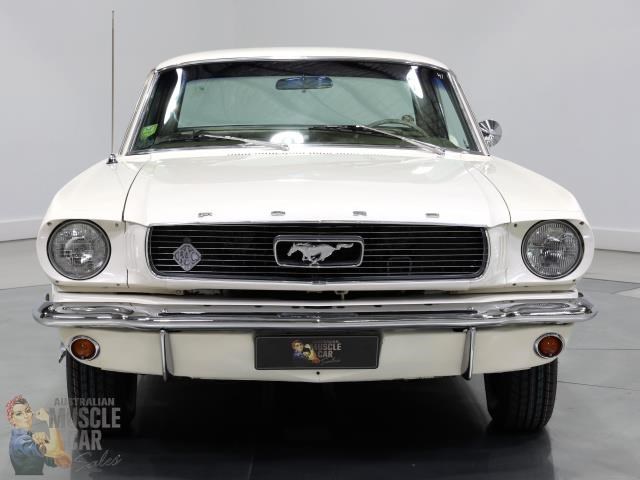 ford mustang 975898 017