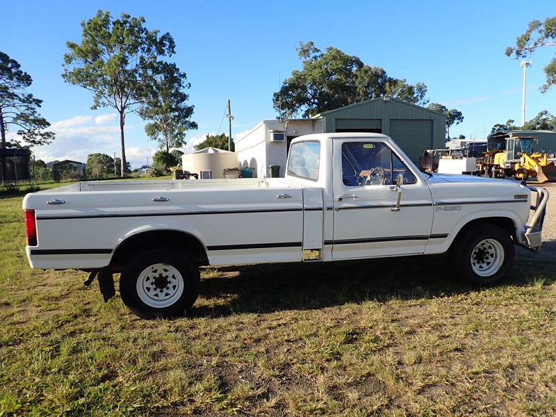 ford f250 978387 007