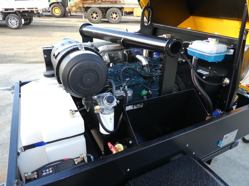 bruder ag176 trailer mounted compressor 978436 011