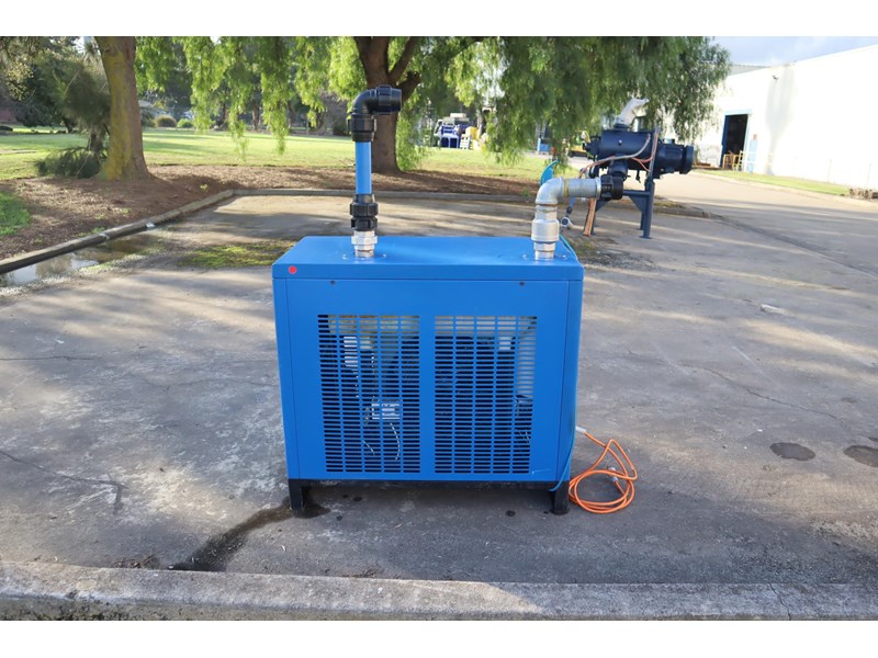 hds hd50 refrigerated air dryer 240cfm 981673 004