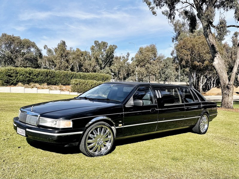 ford limousine 981436 004