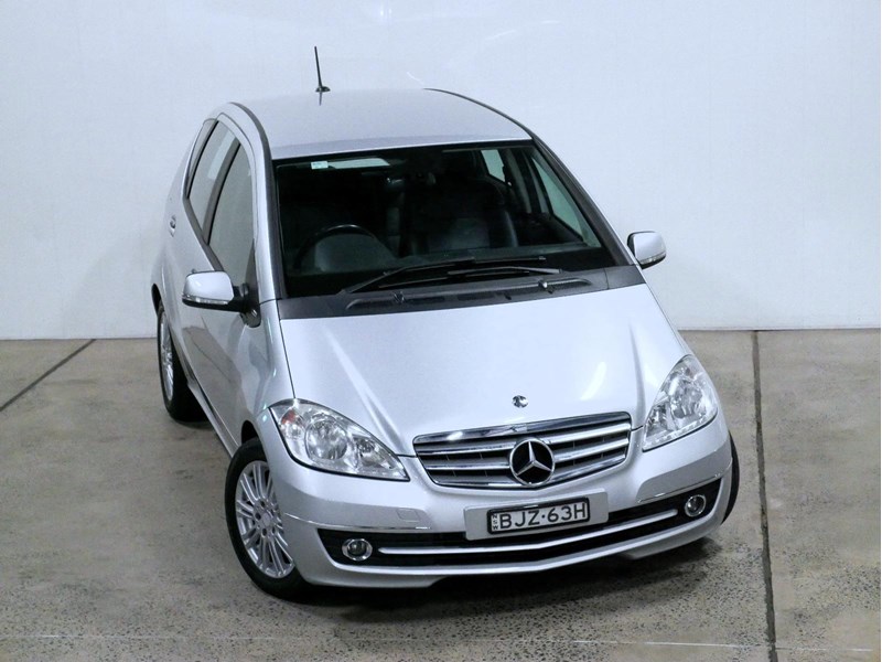 mercedes-benz a200 986256 004