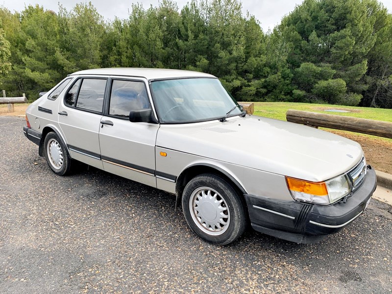 saab 900i 986906 002