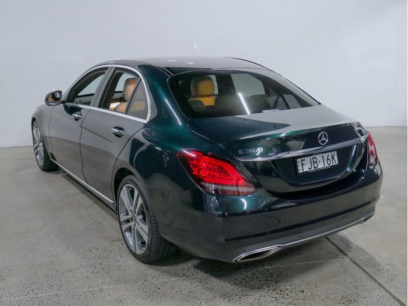 mercedes-benz c300 987367 020