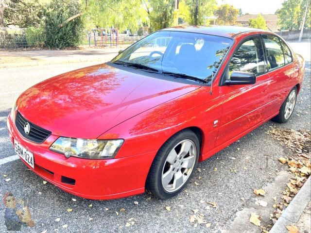 holden commodore 987430 003